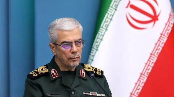 سرلشکر باقری: سپاه پاسداران پناهگاه مستحکم مردم است