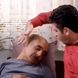 فیلم/ تلاش حبیب برای به هوش آمدن آقای امیری و گیر کردن انگشتش در گوش امیری/ این سکانس با اختلاف خنده‌دارترین سکانس لیسانسه‌هاست