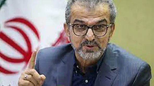 انتقاد تند هرمز شجاعی مهر به رفتار نوید محمد زاده در جشنواره ی کن + فیلم