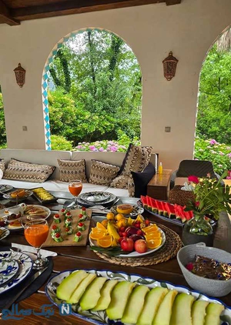سلیقه خاص مینا مختاری در چیدمان میز