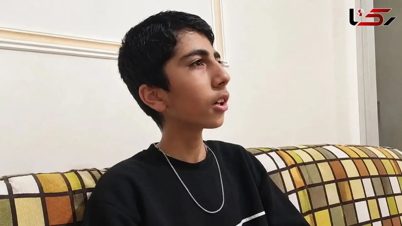 فیلم  تمسخر امیرمحمد، نوجوان ۱۲ ساله ایرانی  در برنامه زنده تلویزیونی ترکیه / میهمانش کردند تا به صدایش بخندند