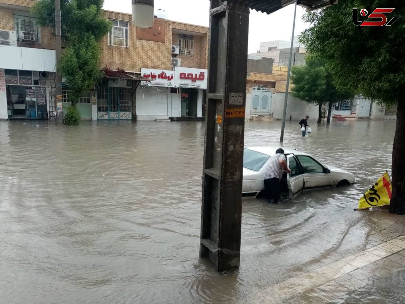 سیل و آبگرفتگی در بوشهر / اسامی مناطق درگیر با سیلاب در بوشهر + عکس و فیلم