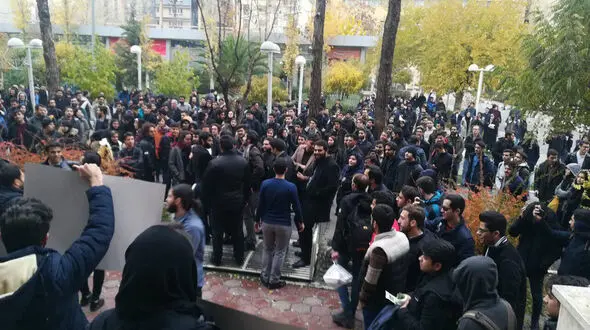 گره‌های دانشگاه با دندان باز نمی‌شود؛ راهِ برون‌رفت، گفت‌وگو و عقلانیت است