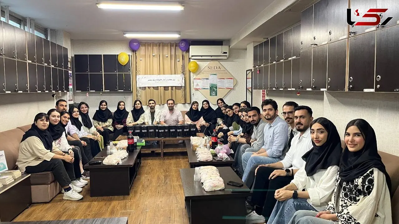 مؤسسه زبان سفیر گفتمان، روز معلم را با هدف قدردانی از اساتید مجموعه در شعب برگزار کرد