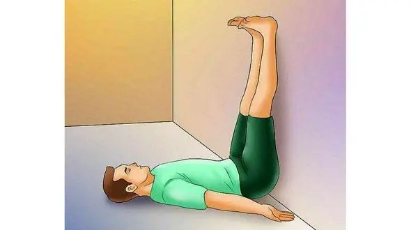 فواید بالا قراردادن پاها به مدت 20 دقیقه در روز