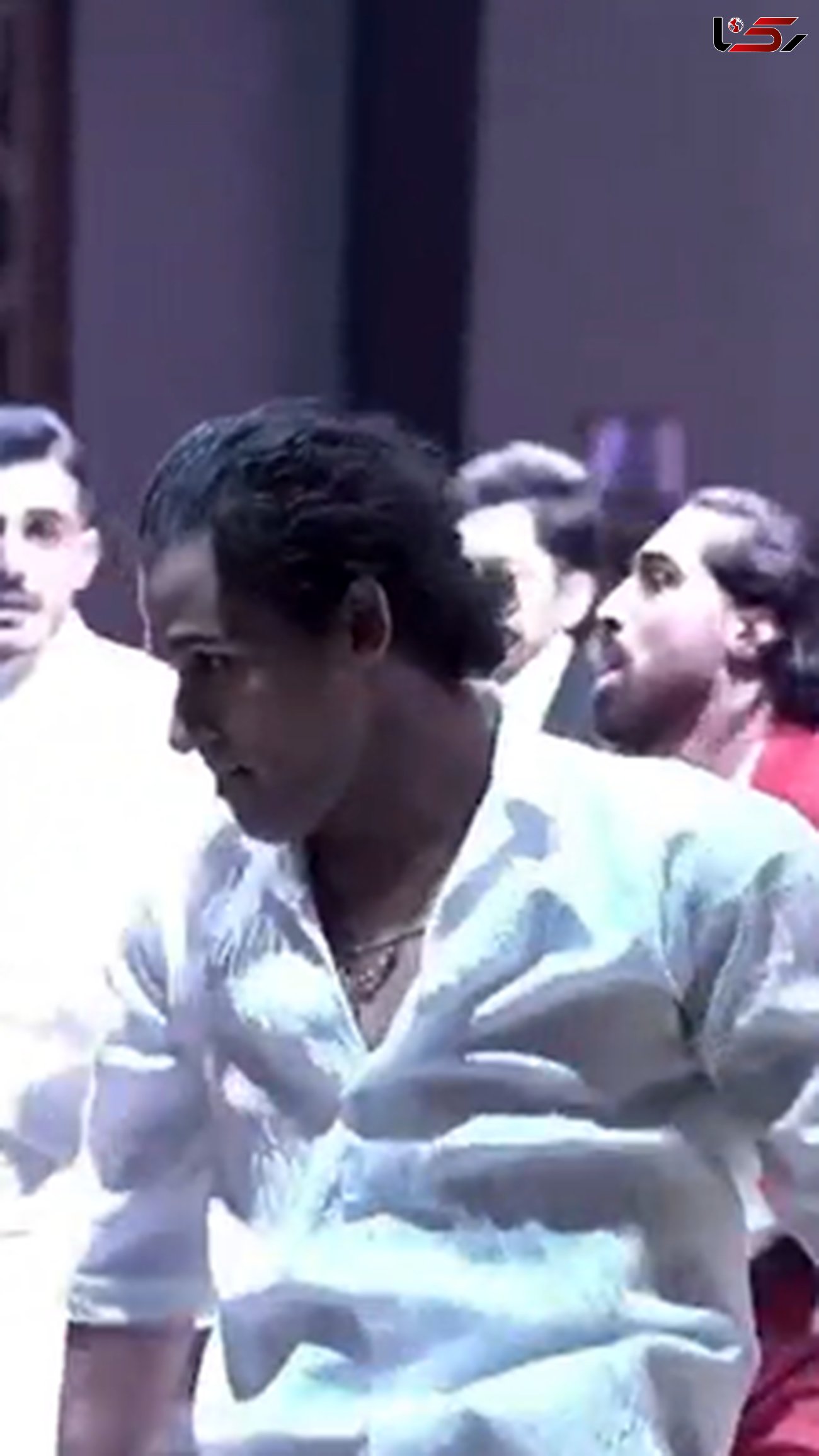 غوغای فیلم رقص هندی پسران ایرانی در  تالار عروسی ! / داماد شاهرخ خانی بود !
