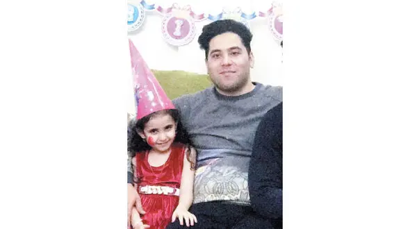 گفتگوی تلخ با خانواده محمد 33 ساله که مسافر هواپیمای مرگ بود + عکس