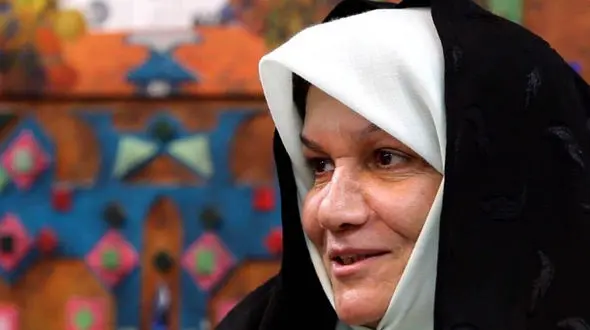 دختر آیت‌الله طالقانی:  خوانندگی زن مانعی ندارد /  نمی‌دانیم ریشه تندروی در  حجاب کجاست؟