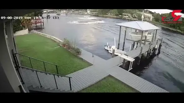 فیلم لحظه برخورد شدید قایق موتوری و جت اسکی + فیلم 