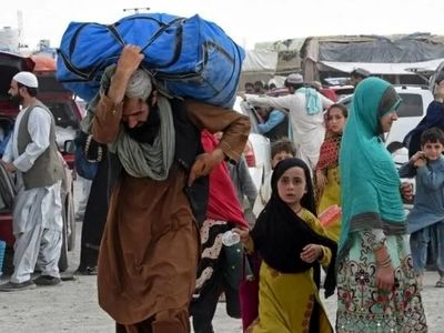 فیلم تراژدی تلخ اخراج زن افغانستانی از ایران با دخترانش ! / سخن سردبیر رکنا با سردار رادان :گناه بزرگیست !