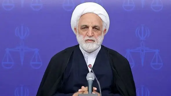 مبادا با مردم و مراجعان به دستگاه قضایی با تندی سخن بگوییم/ قضات از خبرگان و نخبگان مشورت بگیرند و این کار منافاتی با استقلال قاضی ندارد