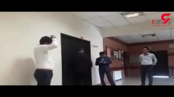 وقتی در شهرداری روی شهردار رباط‌کریم قفل می‌شود