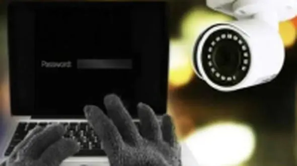 این هکر خانه ها را دید می زد ! / فیلم های سیاه از زن و شوهرها با نصب دوربین  