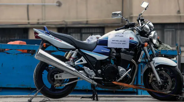 توقیف موتور میلیاردی در اصفهان