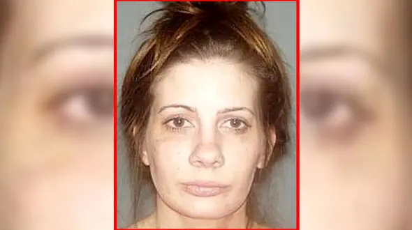 این خانم معلم شوهر داشت اما با شاگردانش پلیدی می کرد!+عکس