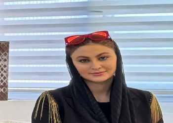 فیلم / معماری خلاقانه /  دیزاین خلاقانه خونه مریم مومن که مامانش سورپرایز تولد تدارک دیده ...