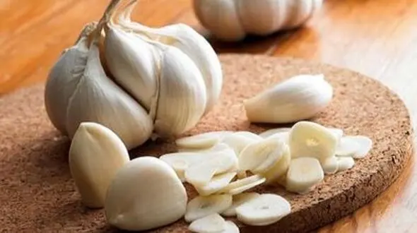 فواید این سبزی پر خاصیت در سبد غذایی ایرانی ها را بشناسید