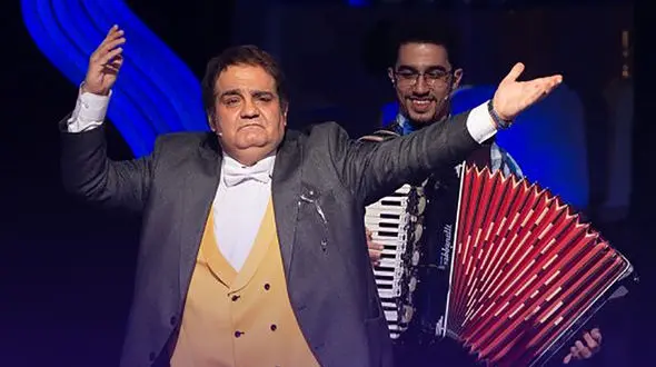 فیلم آواز باشکوه ترکی میرطاهر مظلومی ! / آقای بازیگر هه را مبهوت کرد !