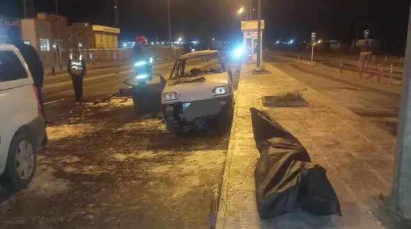2 قاچاقچی سوخت در پراید زنده زنده سوختند / مرگ هولناک در تصادف آتشین در بیرجند + عکس