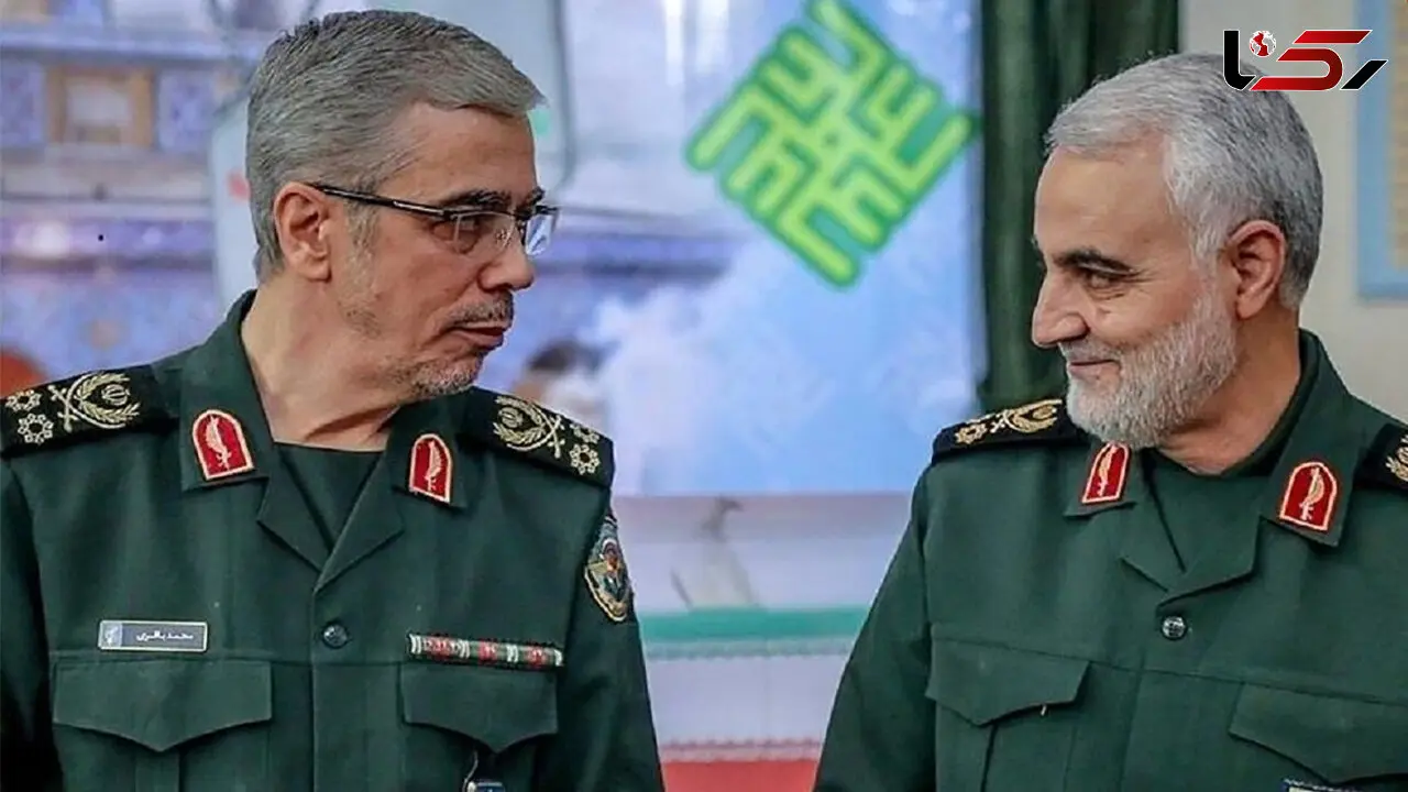 عکس سفر در زمان /  «سرلشکر باقری در حال گریه کنار پیکر سردار سلیمانی»؛ سال 98 