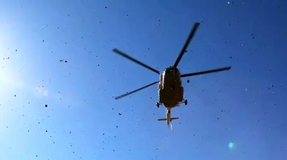 فیلم / سقوط هلیکوپتر هوانیروز ارتش ایران در درچه اصفهان / خلبان و کمک خلبان شهید شدند