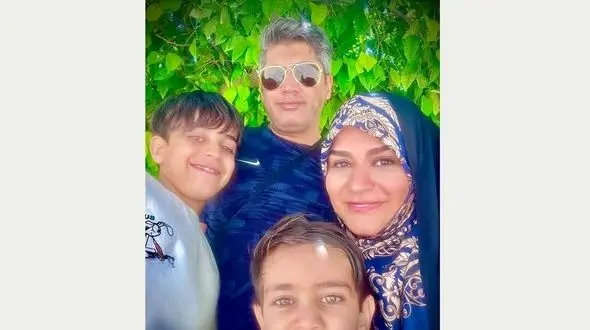 عکس عاشقانه سحر امامی با شوهرش / خانم مجری : همسرم همیشه موقع رفتنم سرکار بدرقه ام می کند