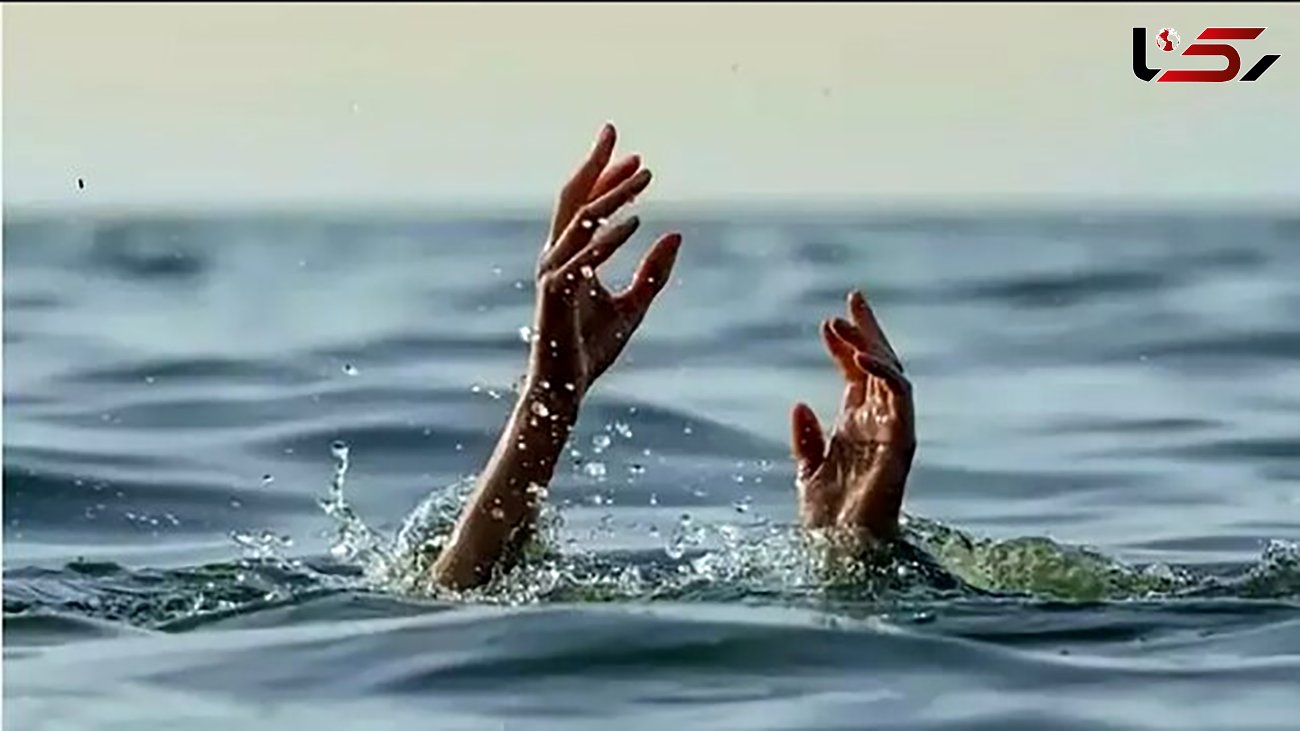 نجات 4 نفر گردشگر شیرازی از غرق شدگی در ساحل جزیره شمالی بندر گناوه