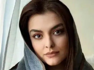 فیلم / دنیا مدنی به حامد آهنگی : شکست عشقی خوردم / دوس داشتم یک بازیگری ازم خواستگاری کنه !