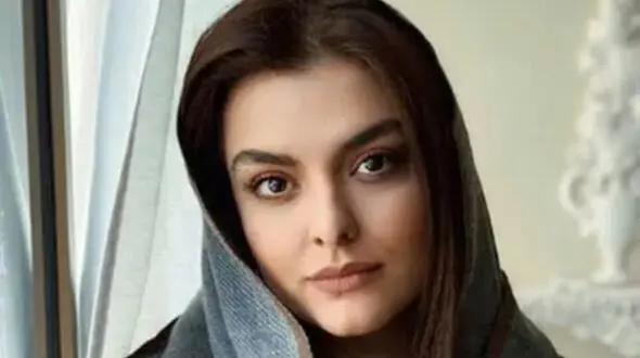 فیلم / دنیا مدنی به حامد آهنگی : شکست عشقی خوردم / دوس داشتم یک بازیگری ازم خواستگاری کنه !