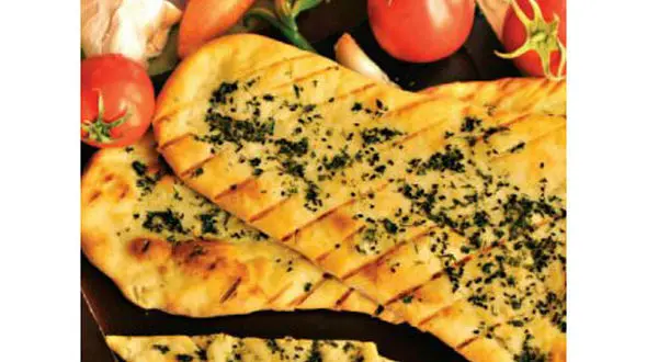 طرز پخت نان سیر معطر