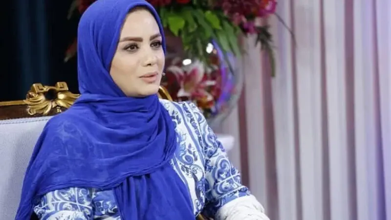 مبینا نصیری 1