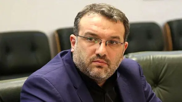 فیلم حمله مسلحانه به ستاد انتخاباتی / مهاجمان شیشه های خرد کردند