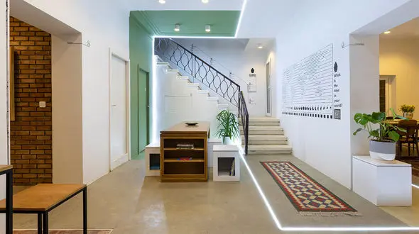 هاستل چیست؟