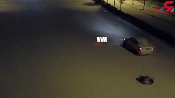 اسکی سواری با ماشین در هوای برفی و خیابان های شهر! +فیلم 