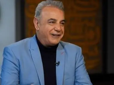 فیلم/ من اینجا بس دلم تنگ ست و هر سازی که می بینم بدآهنگ ست / شعرخوانی دلسوز رشید کاکاوند