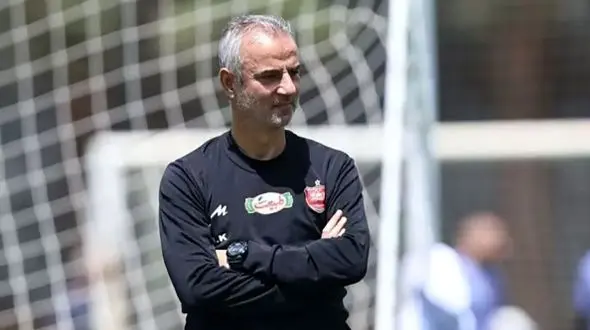 پیام هواداران پرسپولیس به کارتال : فرمانده سربازانش را در جنگ تنها نمی گذارد!