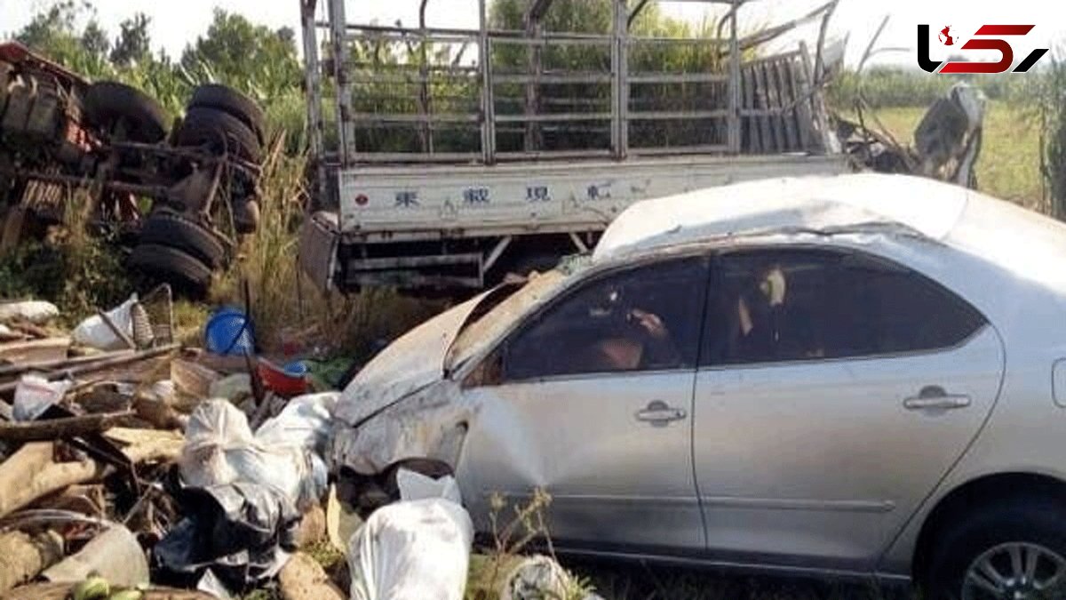 5 injured, 32 killed in Uganda road accident