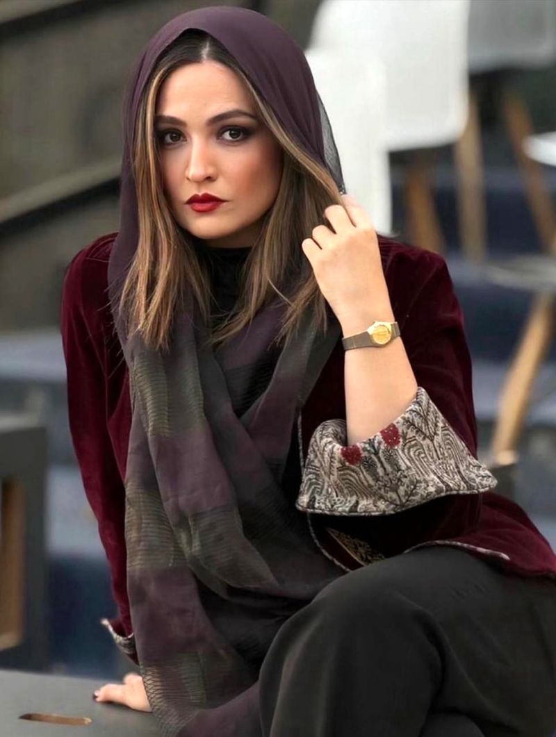 گلاره عباسی (1)
