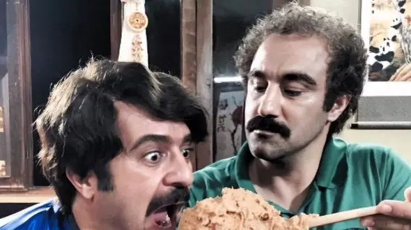  سکانس فراموش نشدنی از سریال پایتخت /نقی معمولی وقتی میگه من یه آدم معمولی نیستم!