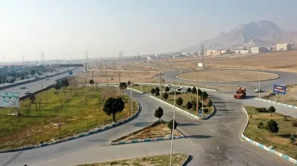 ورودی های شهر آبیک زیبا سازی میشوند