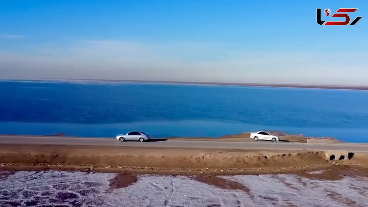 فیلم تصویر هوایی شگفت انگیز از کفه نمک سیرجان