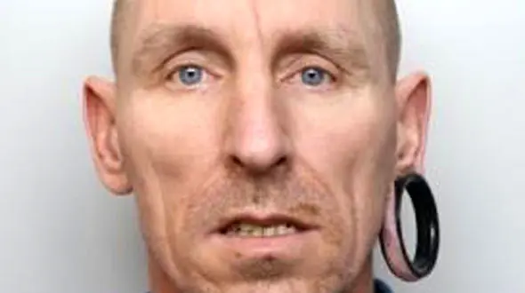 25 سال زندان برای مرد شیطان صفت به خاطر آزار 3 دختر 17 ساله + عکس