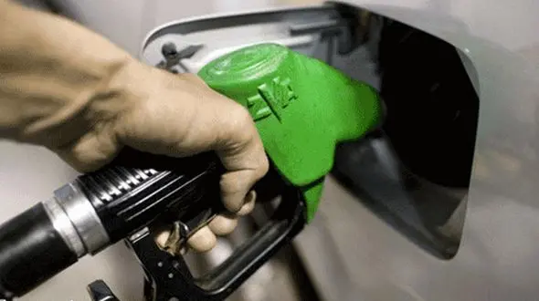 سهمیه بنزین تیر ماه امشب واریز می شود