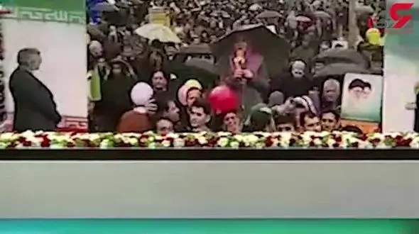اتفاق جالب برای المیرا شریفی حین پخش زنده مراسم راهپیمایی 22 بهمن تهران+فیلم