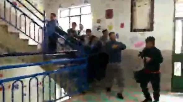 نخستین فیلم از زلزله های پی در پی در خراسان رضوی / وحشت منطقه را فرا گرفت + تصاویر