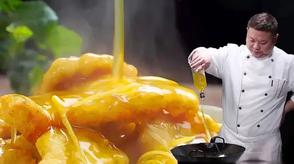 ببینید / طبخ شگفت انگیز مرغ لیمویی و فلفلی به سبک سرآشپز مشهور چینی+فیلم