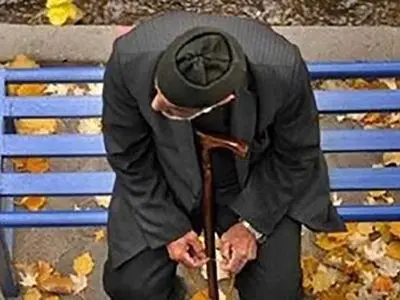 همه چیز درباره آلزایمر و روش های مراقبت از سالمند فراموشکار