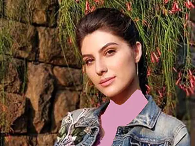 فیلم / این خانم بازیگر هندی ایرانی الاصل است / الناز نوروزی بازیگر ایرانی در بالیوود را بشناسید