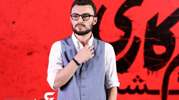 این دختر نامزد کراش ترین پسر زخم کاری است؟ / با این عکس فاش شد!