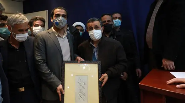 دیدار انتخاباتی نمایندگانی از استان قم با احمدی‌‌نژاد